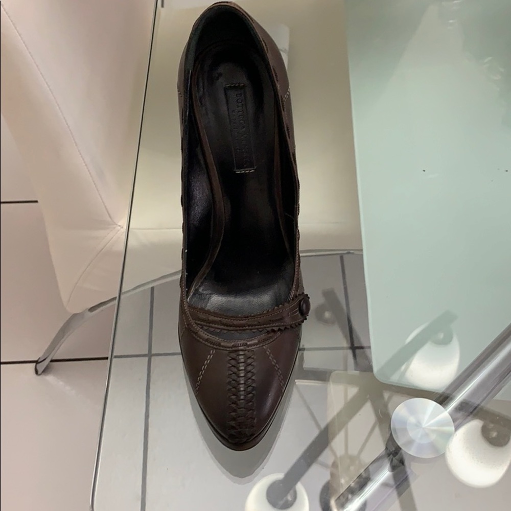 bottega venetta shoes...size 38...great condition